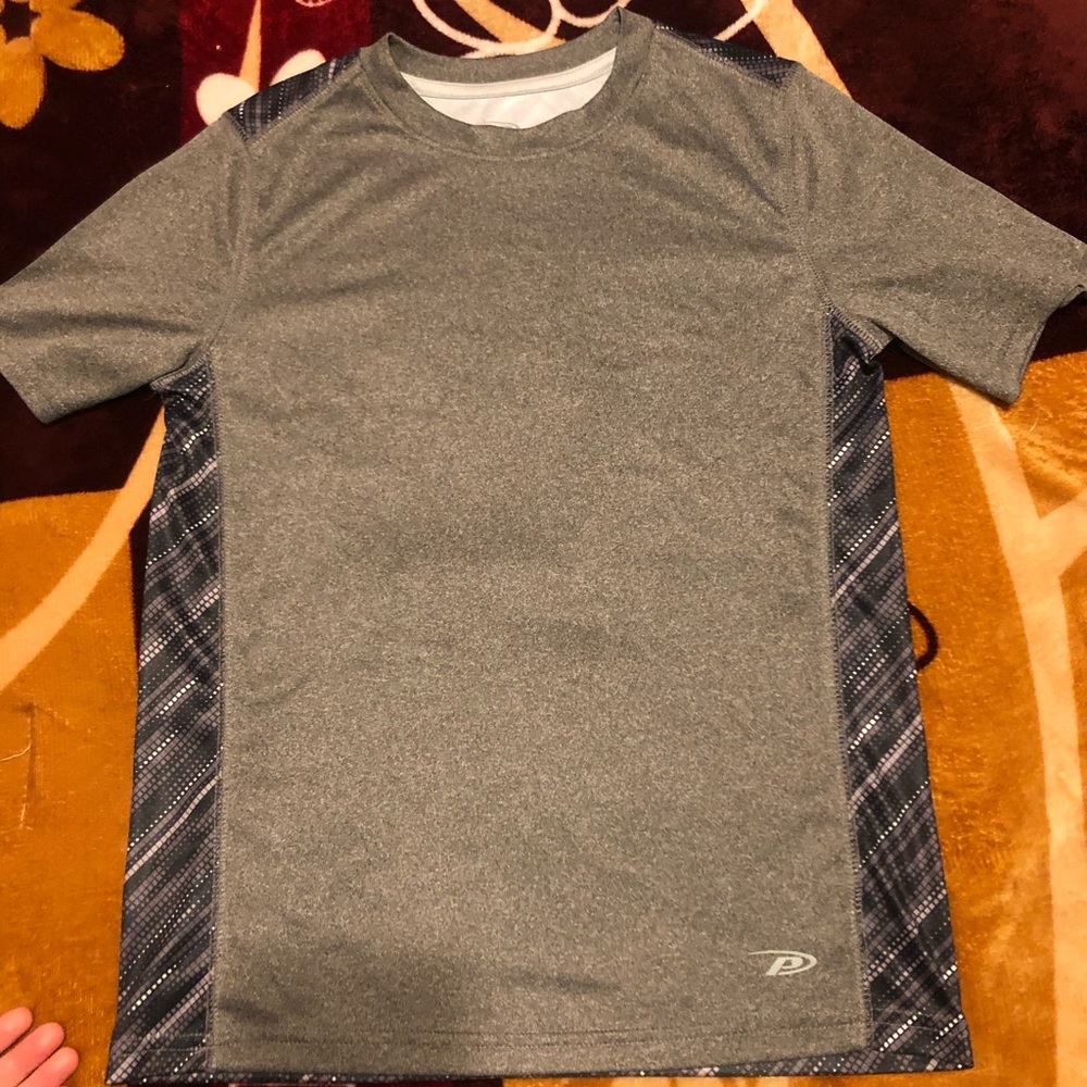 exercise shirt 🏃🏻‍♀️🏃🏻